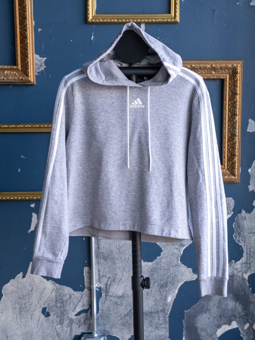 Adidas Hoodie Sweatshirt Women's L Gray 3 Stripes Cropped Pullover Trefoil Logo